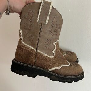 Ariat fatbaby 2 tone tan leather cowboy boots